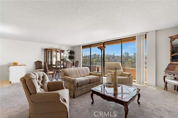 Laguna Woods, CA 92637,24055 Paseo Del Lago