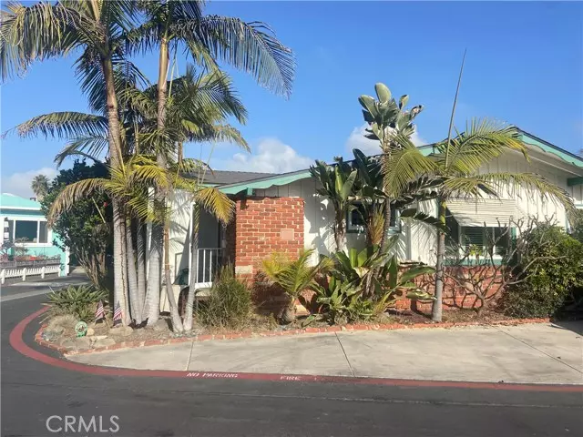 Huntington Beach, CA 92648,80 Huntington Street