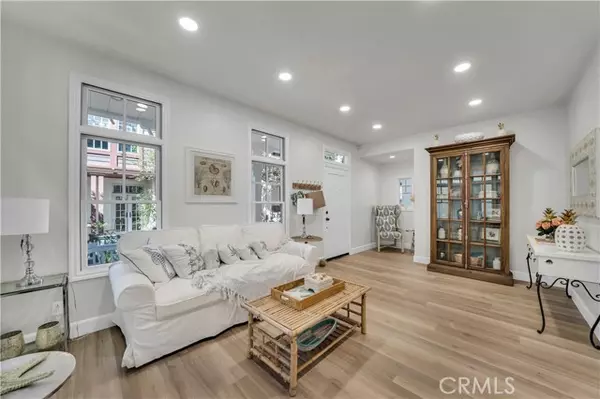 Corona Del Mar, CA 92625,2672 Bungalow Place