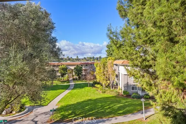 Laguna Woods, CA 92637,2401 Via Mariposa West