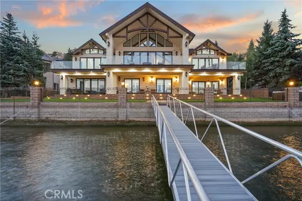39055 North Shore Drive, Fawnskin, CA 92333