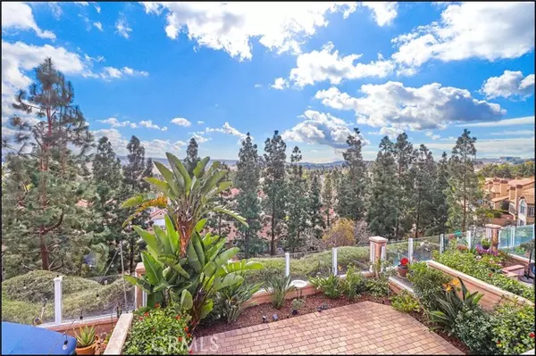 51 Via Athena, Aliso Viejo, CA 92656