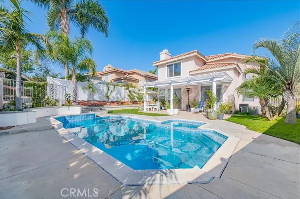 Rancho Santa Margarita, CA 92688,6 Via Estampida