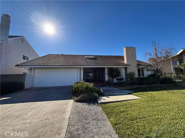 544 South Circulo Lazo, Anaheim Hills, CA 92807