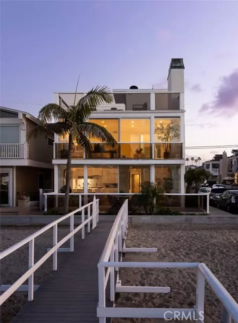 1201 North Bay Front, Newport Beach, CA 92662