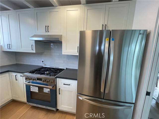 Corona Del Mar, CA 92625,401 Jasmine Avenue