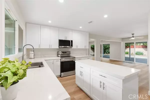 19437 Bryant Street, Northridge, CA 91324