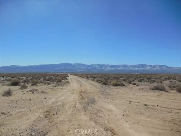 Lucerne Valley, CA 92356,105 Smoke Bush Road