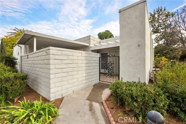 2226 Via Puerta, Laguna Woods, CA 92637