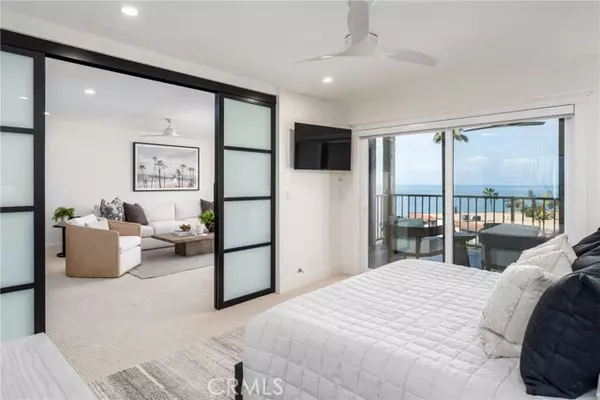 San Clemente, CA 92672,423 Avenida Granada