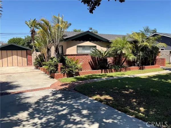 Costa Mesa, CA 92627,268 East 18th Street