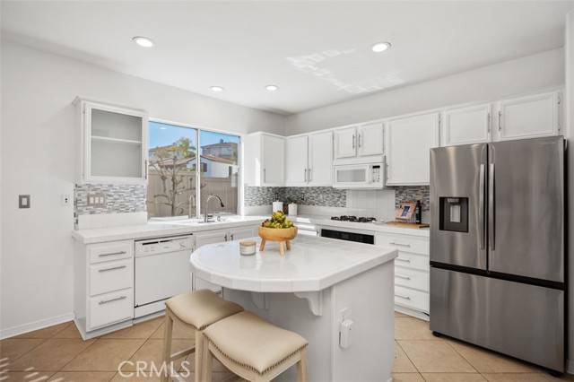 Aliso Viejo, CA 92656,8 Dusk Way
