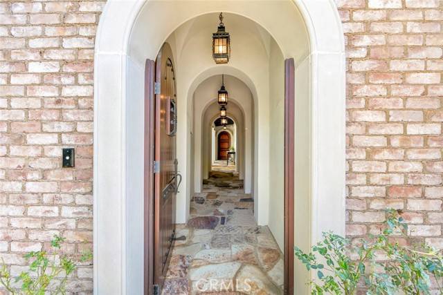Newport Coast, CA 92657,2 Meridian