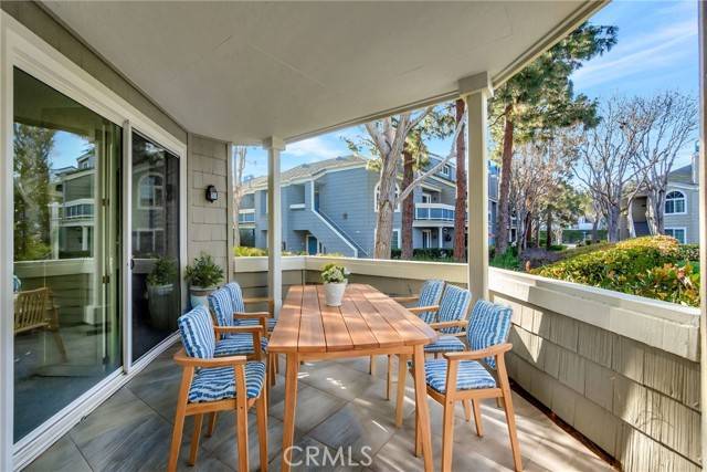 Huntington Beach, CA 92648,7402 Yellowtail Drive