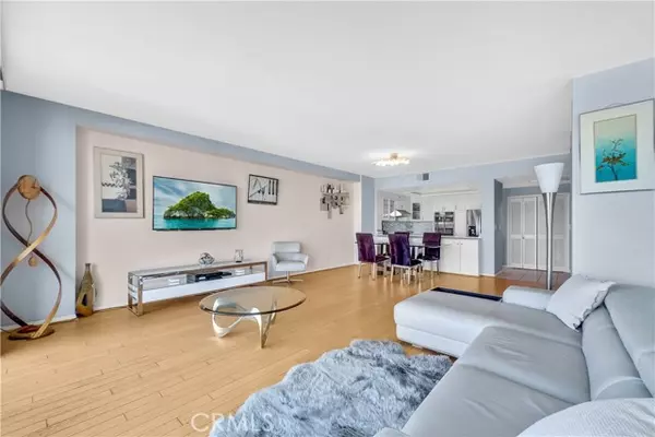 Long Beach, CA 90802,850 East Ocean Boulevard