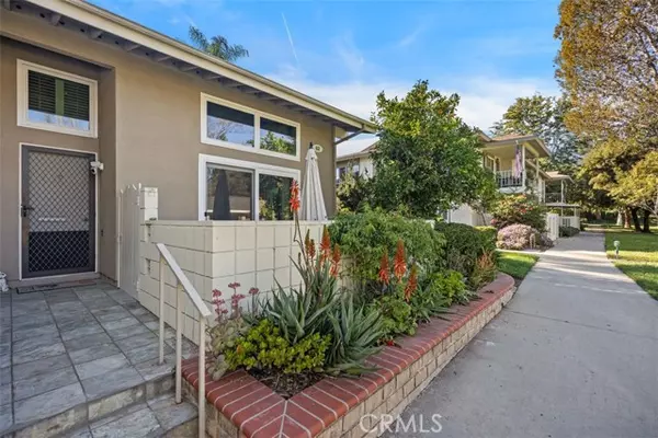 Laguna Woods, CA 92637,62 Calle Aragon