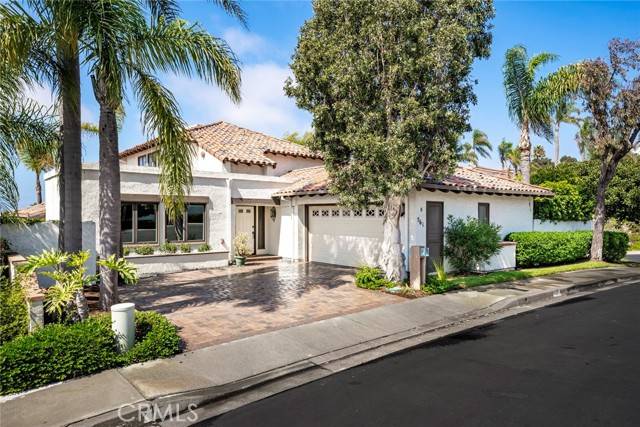 San Clemente, CA 92672,561 Avenida Del Verdor