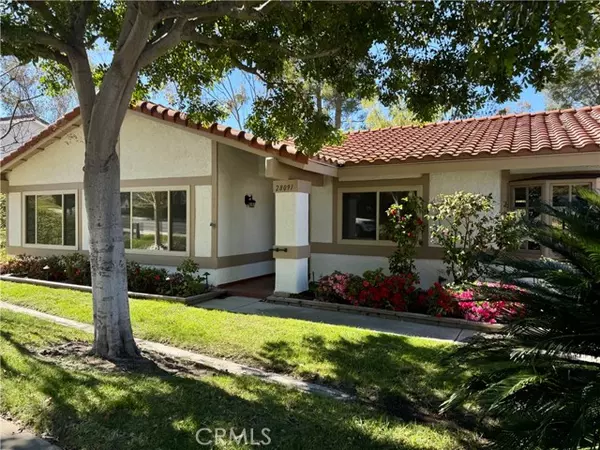 28091 Via Pedrell, Mission Viejo, CA 92692