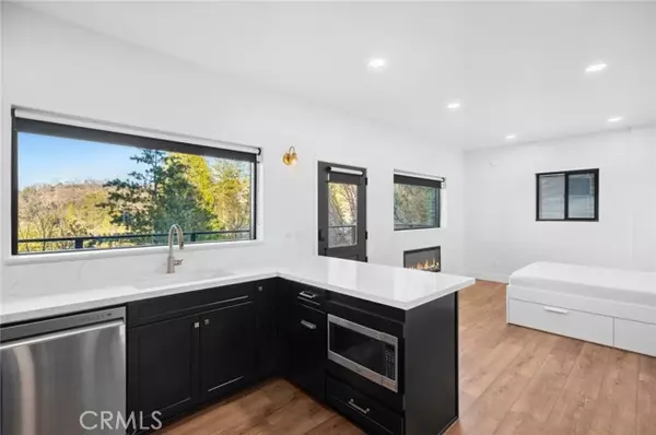 Lake Arrowhead, CA 92352,1227 Klondike Drive
