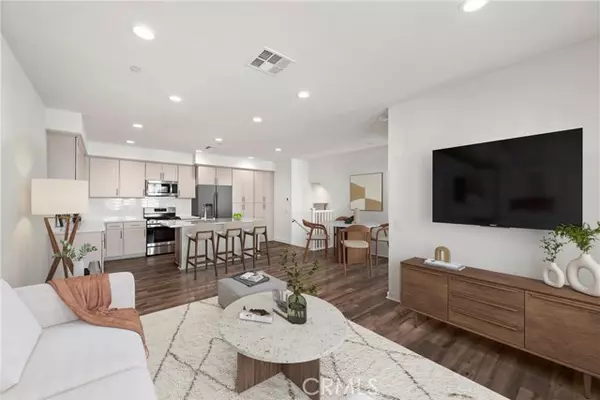 420 Coyote, Lake Forest, CA 92610