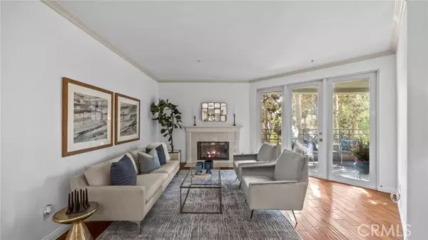Irvine, CA 92612,2233 Martin