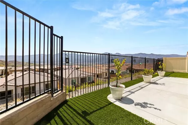 Corona, CA 92883,11907 Greenpeak Street