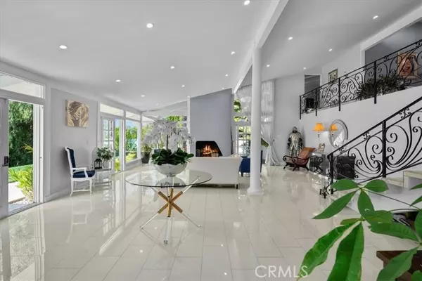 10 Stagecoach Road, Bell Canyon, CA 91307