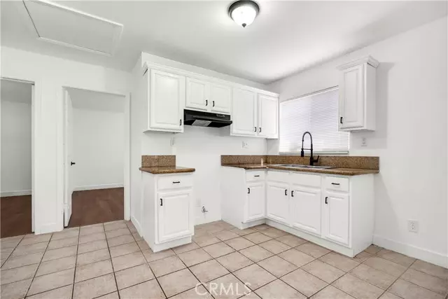 Compton, CA 90220,125 West Tichenor Street