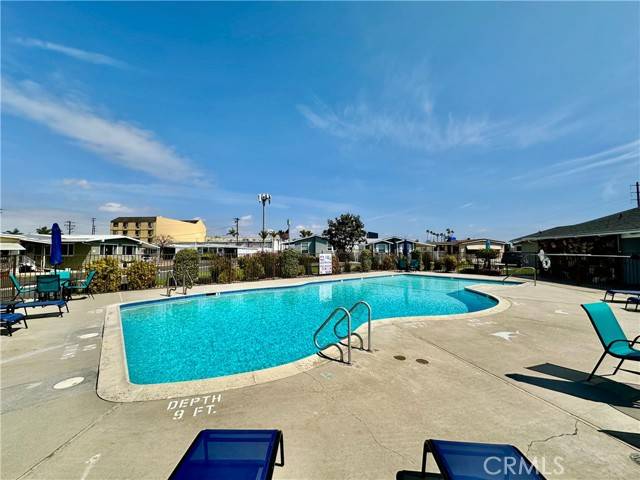 15621 Beach Boulevard, Westminster, CA 92683