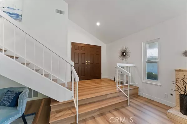 Irvine, CA 92604,43 Ashbrook