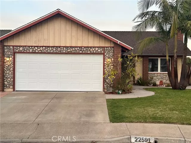 Laguna Hills, CA 92653,22591 Catania