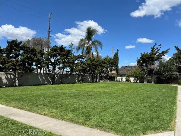 Santa Ana, CA 92701,521 South Lyon Street