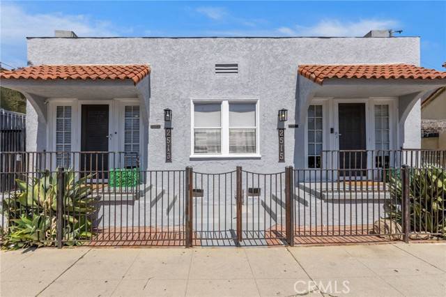 2513 East 11th Street, Long Beach, CA 90804
