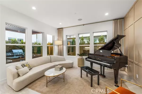 140 Reyes Alley, Lake Forest, CA 92630