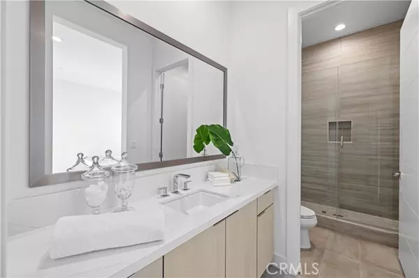 Porter Ranch, CA 91326,20416 West Albion Way