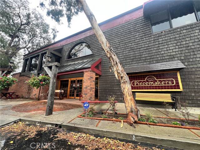 1720 ADAMS Avenue, Costa Mesa, CA 92626