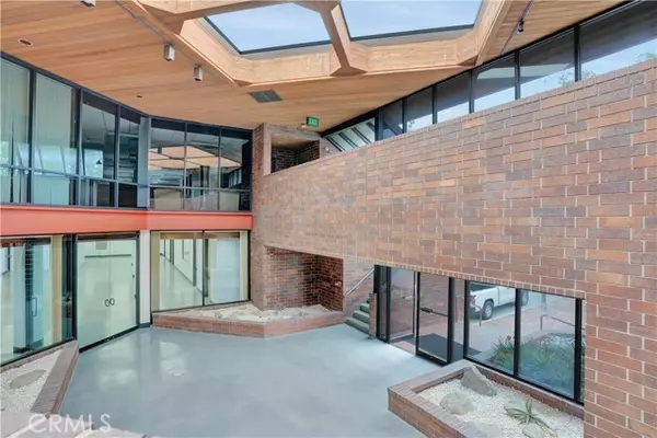 Newport Beach, CA 92660