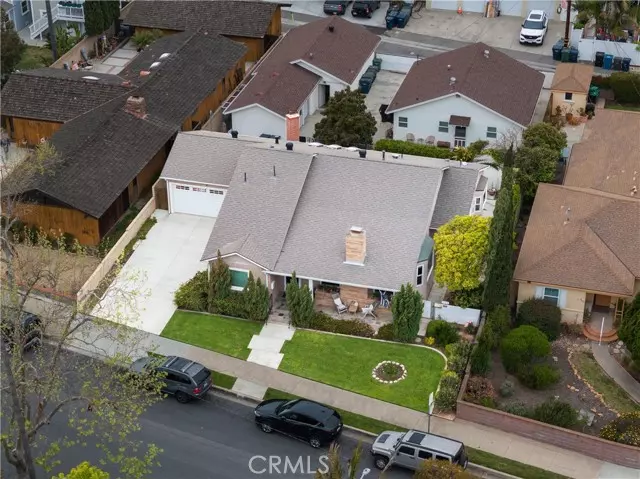 Huntington Beach, CA 92648,945 10th Street