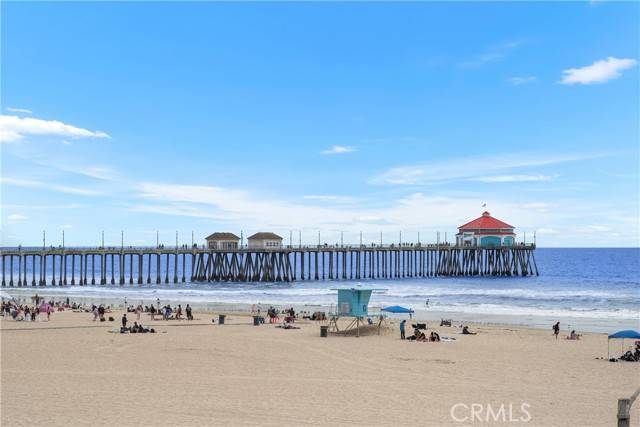 711 Pacific Coast, Huntington Beach, CA 92648