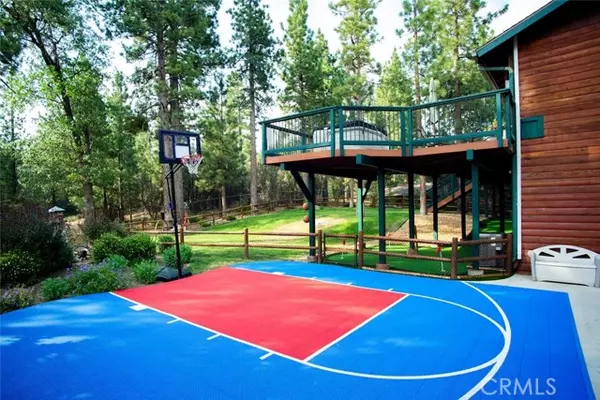 1100 Johnny Way, Big Bear City, CA 92314