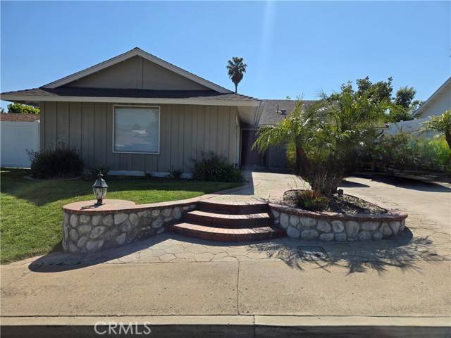 28935 De La Luna Drive, Mission Viejo, CA 92692