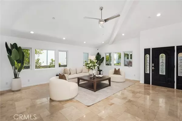 San Clemente, CA 92672,703 Avenida Presidio