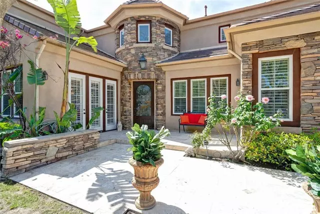 Irvine, CA 92602,28 Malibu