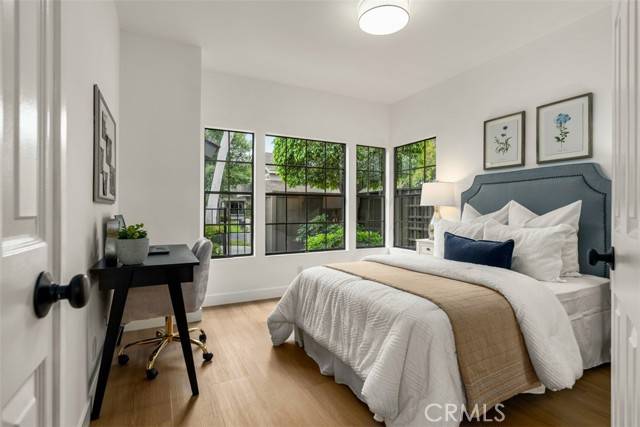 Irvine, CA 92604,4 Woodlake