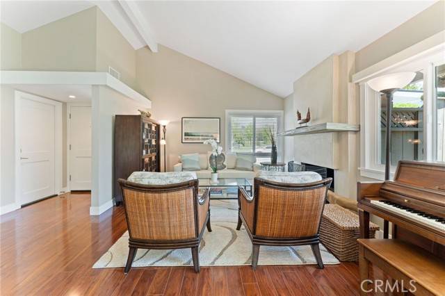 Irvine, CA 92603,6252 Sierra Palos Road