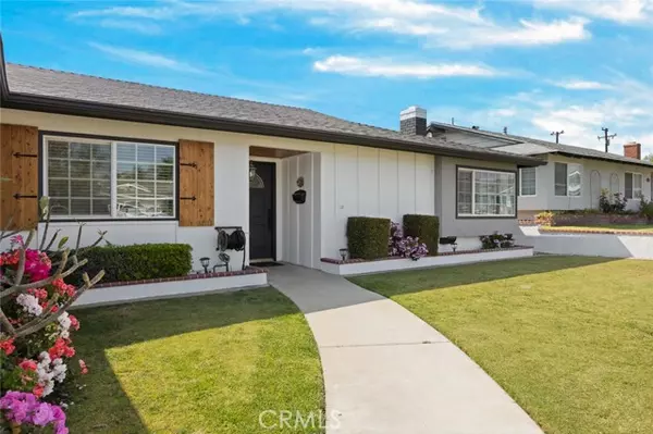 Yorba Linda, CA 92886,5681 Casa Loma Avenue