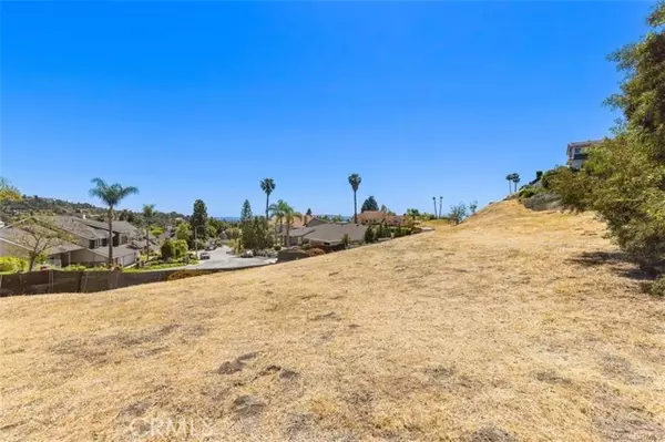 Santa Ana, CA 92705,13131 Lemon Leaf Lane