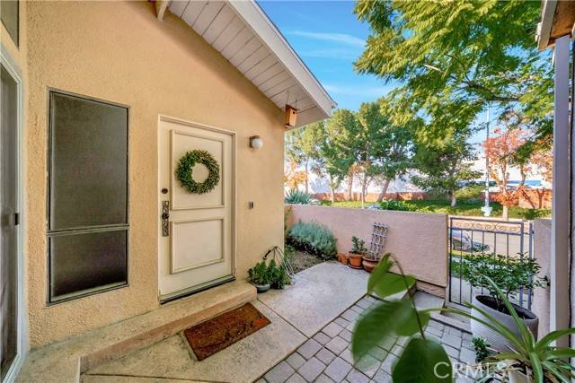Fullerton, CA 92831,2915 Barrington Court