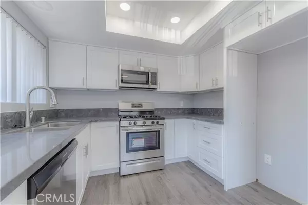 2726 West Orion Avenue, Santa Ana, CA 92704
