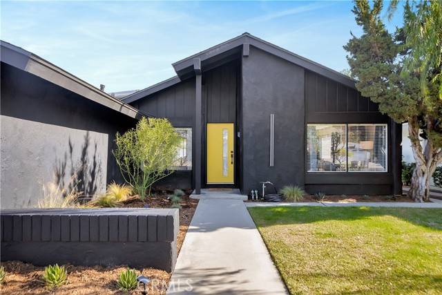 2809 Olive Lane, Santa Ana, CA 92706